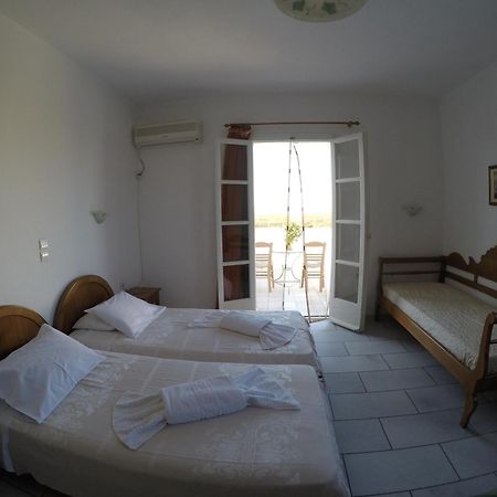 Birbas Hotel Agia Anna  エクステリア 写真