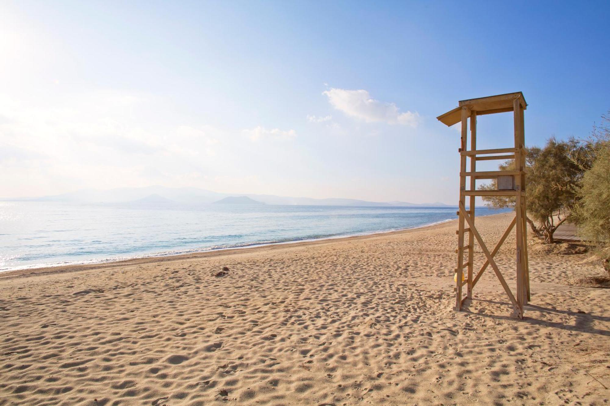 Birbas Hotel Agia Anna  エクステリア 写真