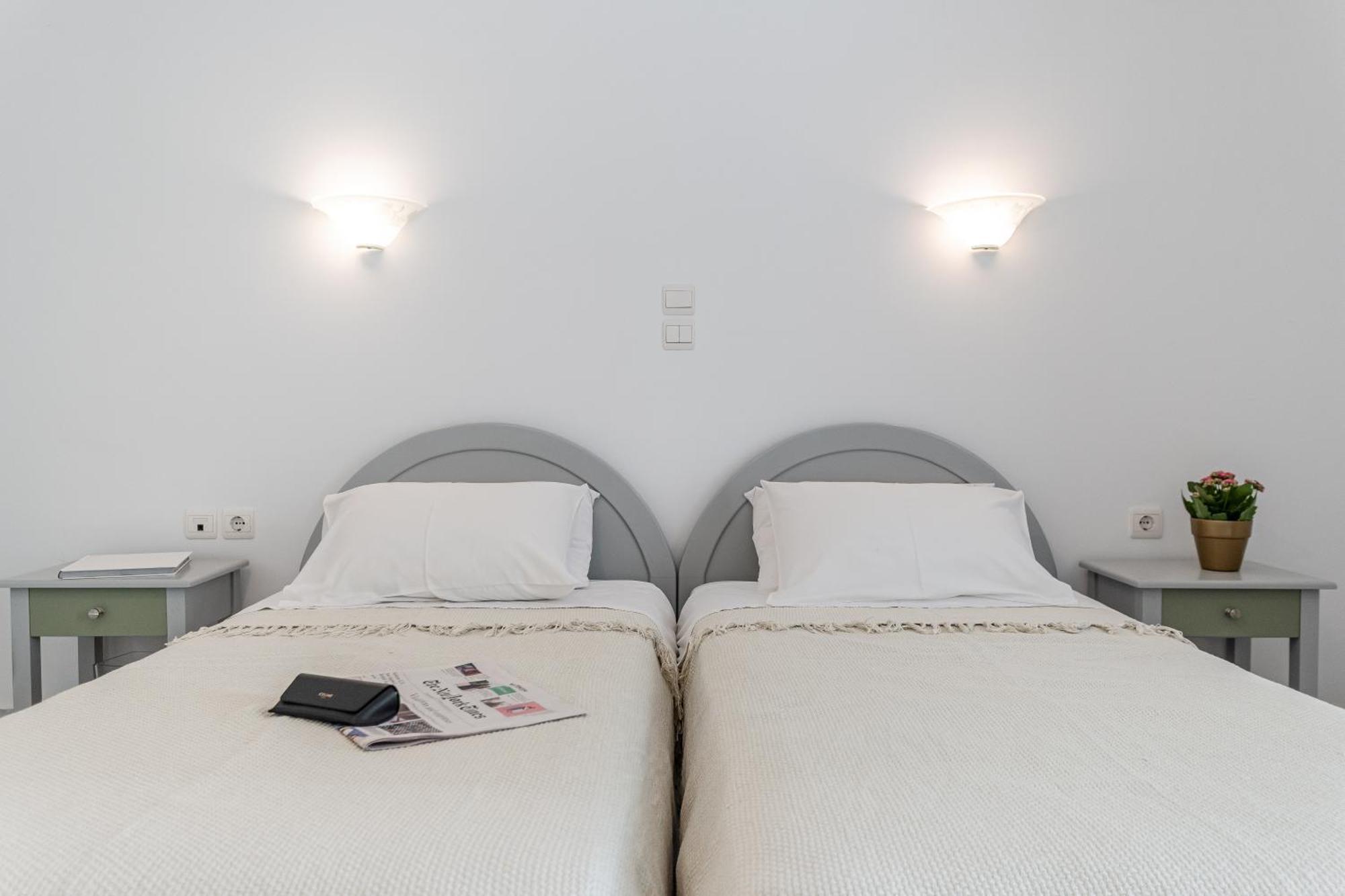 Birbas Hotel Agia Anna  エクステリア 写真